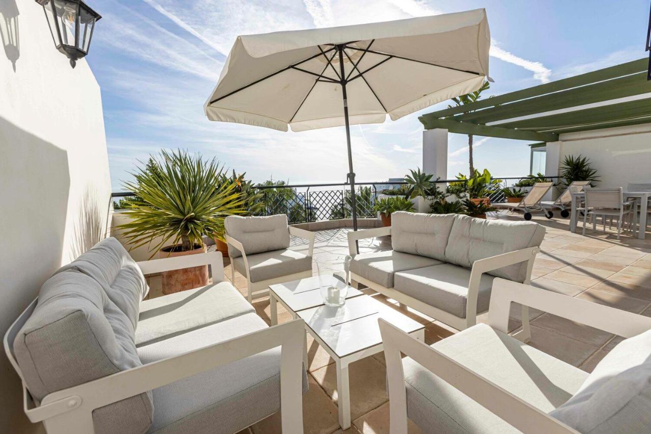 Frontline Beach Penthouse In Mi Capricho Sitio de Calahonda Zewnętrze zdjęcie